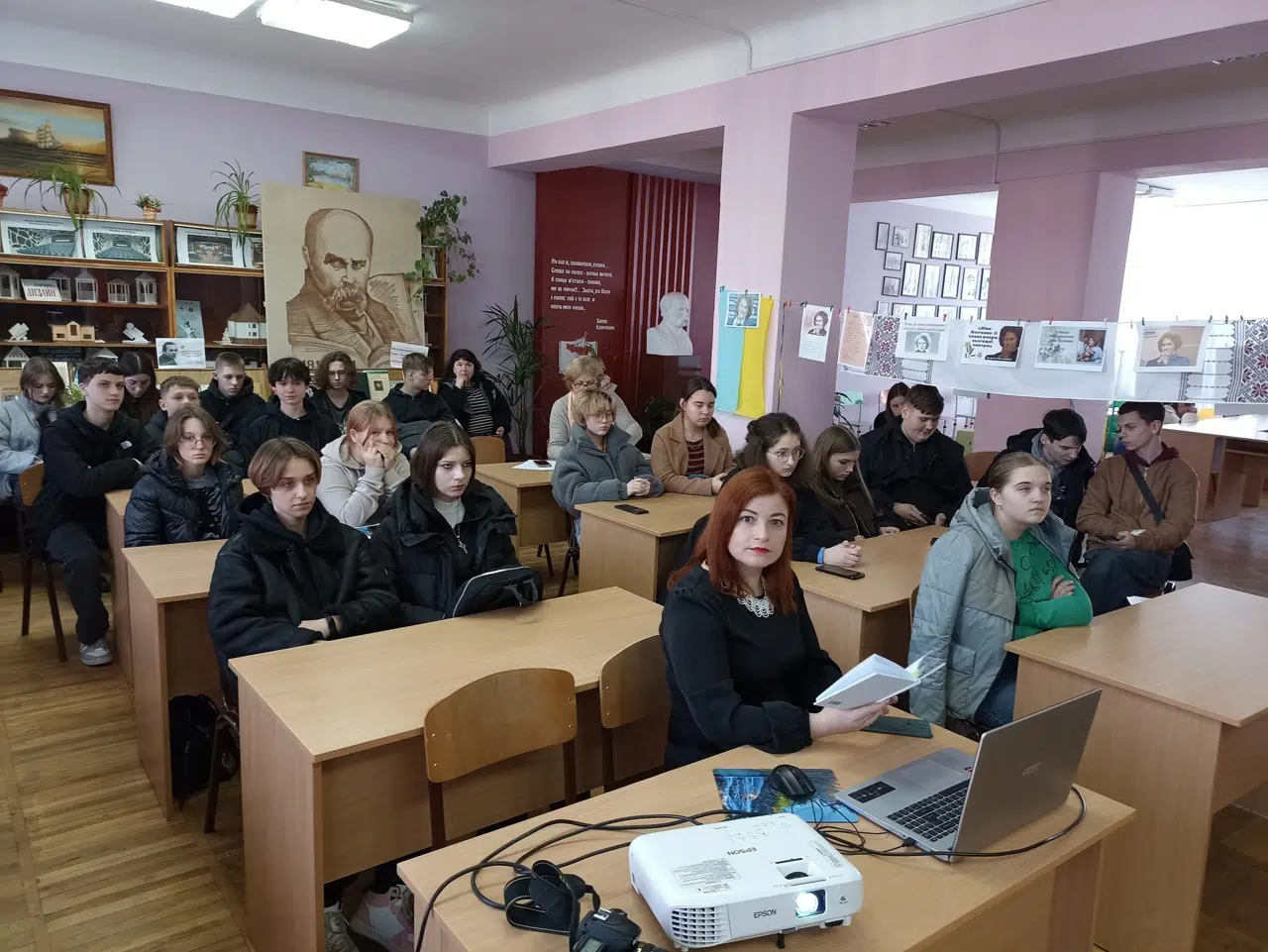 Поезія – краса життя земного