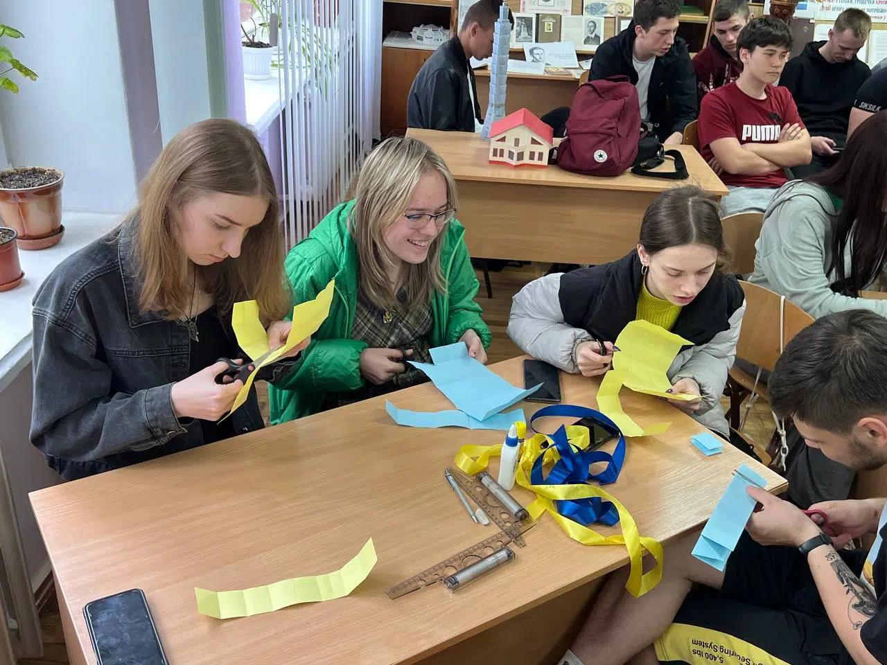 Майстер-клас із виготовлення пшеничного колосся у техніці модульне оригамі