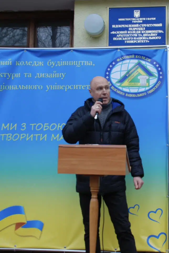 Ярмарок на допомогу ЗСУ