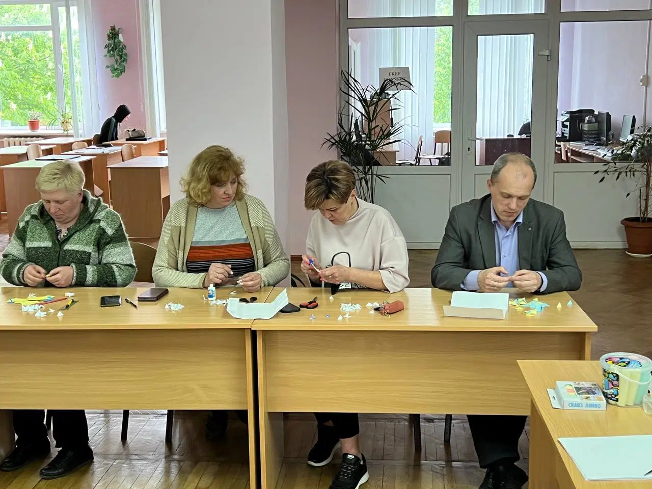 Майстер-клас із виготовлення пшеничного колосся у техніці модульне оригамі