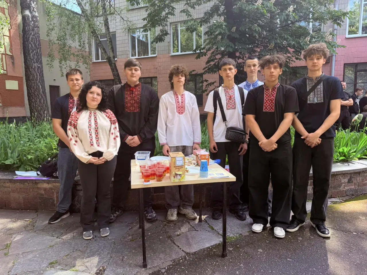 Благодійний ярмарок на допомогу ЗСУ