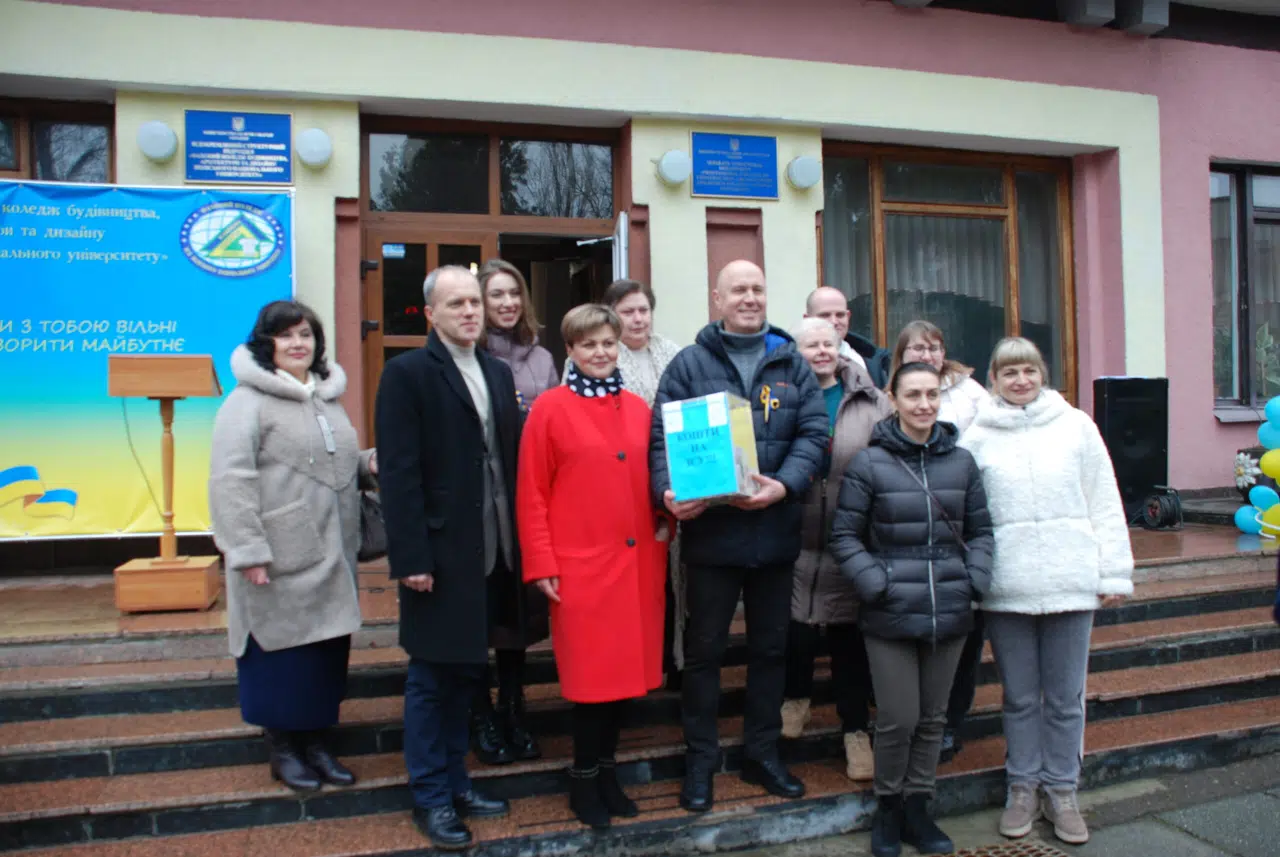 Ярмарок на допомогу ЗСУ