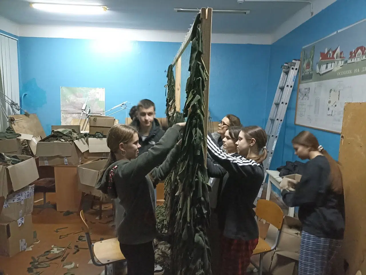 Плетіння захисних сіток для ЗСУ