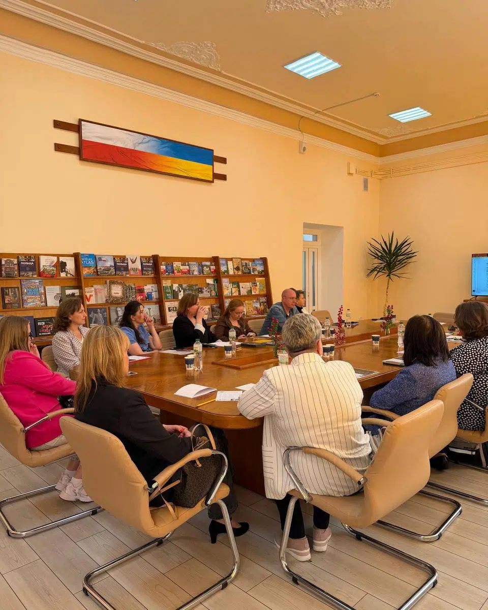 Освітній розвиток, інновації та стратегічне бачення майбутнього освіти
