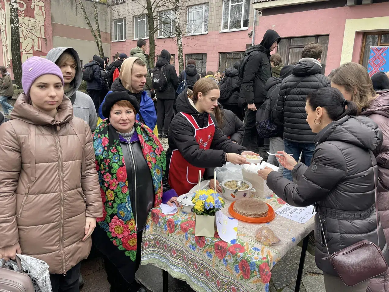 Ярмарок на допомогу ЗСУ