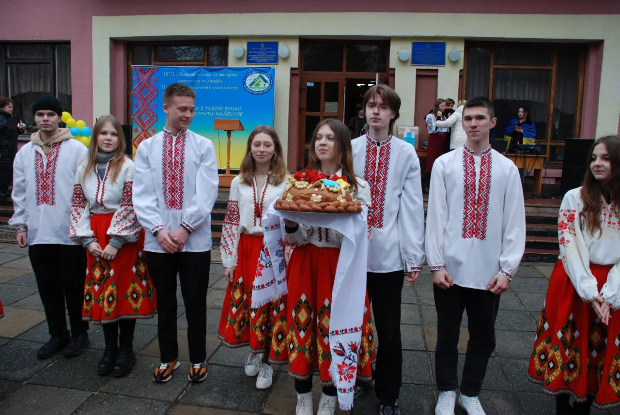 Ярмарок на допомогу ЗСУ