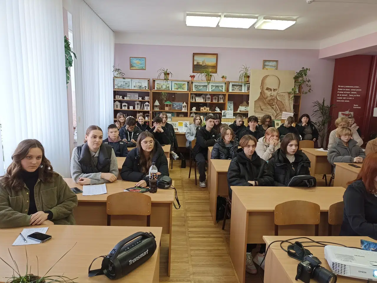 Поезія – краса життя земного