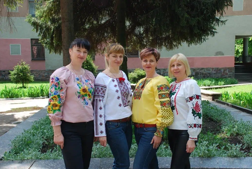 До Всесвітнього дня вишиванки