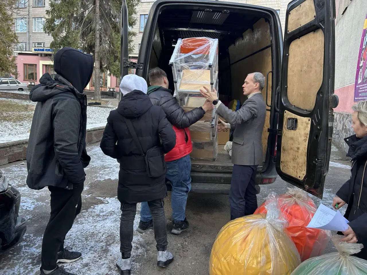 Благодійна допомога від “БФ АДРА Україна”